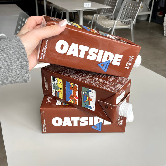 シンガポール発のオーツミルクブランドで、植物性のミルクです。一般的な植物性ミルクよりも濃厚で、香ばしい風味が特徴です。