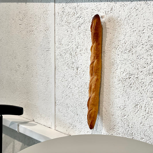 PAMPSHADEのバケット(コンセントタイプ)インテリアランプはパン屋から不要なパンを集めてひとつひとつ手作業でランプシェードにリサイクルされたもの